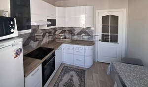2-к квартира, вторичка, 53м2, 8/10 этаж