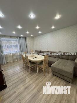3-к квартира, вторичка, 74м2, 1/10 этаж