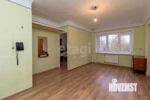 3-к квартира, вторичка, 42м2, 3/4 этаж