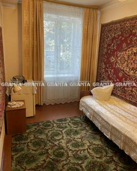 2-к квартира, вторичка, 52м2, 1/4 этаж