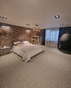 4-к квартира, вторичка, 91м2, 1/10 этаж