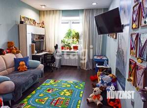 4-к квартира, вторичка, 99м2, 9/17 этаж