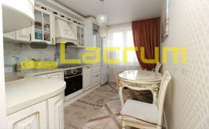 4-к квартира, вторичка, 80м2, 9/18 этаж