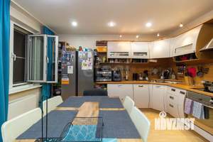 4-к квартира, вторичка, 100м2, 16/18 этаж