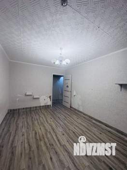 2-к квартира, вторичка, 44м2, 1/5 этаж