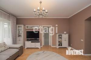 4-к квартира, вторичка, 139м2, 5/5 этаж