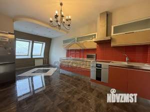 3-к квартира, вторичка, 102м2, 7/7 этаж