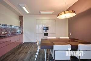 4-к квартира, вторичка, 168м2, 10/10 этаж