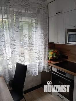 2-к квартира, вторичка, 45м2, 1/5 этаж