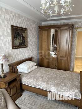 3-к квартира, вторичка, 105м2, 11/24 этаж