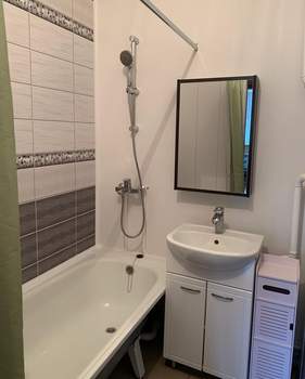 2-к квартира, вторичка, 65м2, 10/17 этаж