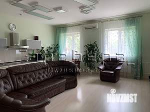 3-к квартира, вторичка, 85м2, 2/2 этаж