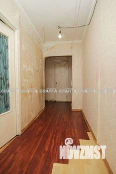 2-к квартира, вторичка, 52м2, 1/9 этаж