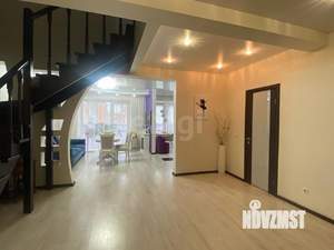 4-к квартира, вторичка, 131м2, 3/8 этаж