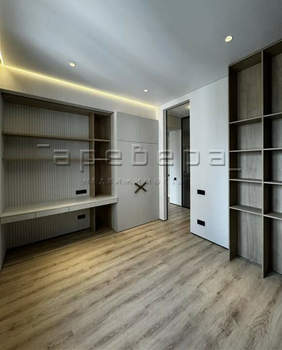 4-к квартира, вторичка, 110м2, 6/9 этаж