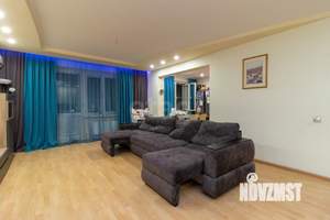 4-к квартира, вторичка, 100м2, 16/18 этаж