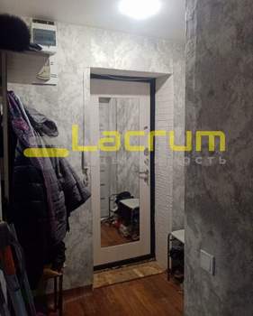 2-к квартира, вторичка, 42м2, 3/5 этаж