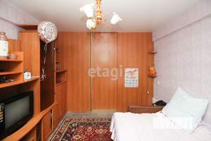 4-к квартира, вторичка, 58м2, 1/5 этаж