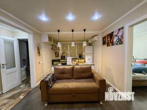 2-к квартира, вторичка, 45м2, 1/5 этаж