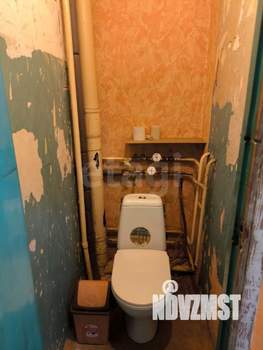 2-к квартира, вторичка, 64м2, 1/10 этаж