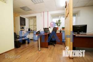 2-к квартира, вторичка, 42м2, 1/4 этаж