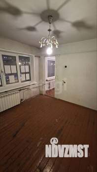 4-к квартира, вторичка, 58м2, 5/5 этаж