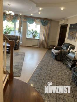 4-к квартира, вторичка, 132м2, 3/9 этаж