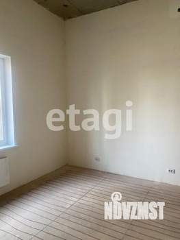 2-к квартира, вторичка, 56м2, 1/9 этаж