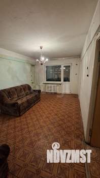 4-к квартира, вторичка, 58м2, 5/5 этаж