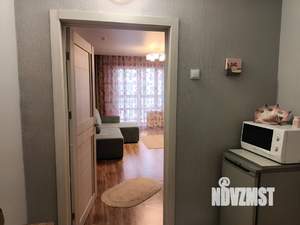 Студия квартира, вторичка, 38м2, 3/17 этаж