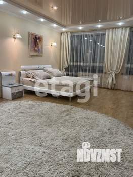 3-к квартира, вторичка, 125м2, 2/9 этаж