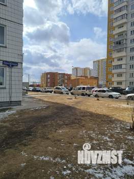 2-к квартира, вторичка, 63м2, 9/15 этаж