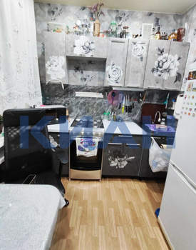 2-к квартира, вторичка, 40м2, 1/5 этаж