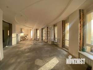 3-к квартира, вторичка, 135м2, 2/10 этаж