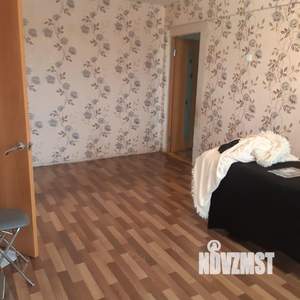 3-к квартира, вторичка, 50м2, 1/5 этаж