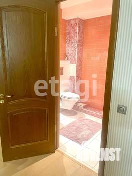 3-к квартира, вторичка, 132м2, 2/10 этаж