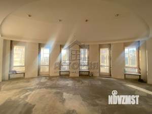 3-к квартира, вторичка, 135м2, 2/10 этаж