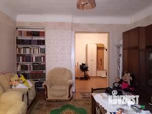 3-к квартира, вторичка, 83м2, 2/4 этаж