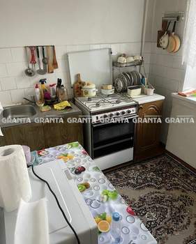 2-к квартира, вторичка, 52м2, 1/4 этаж