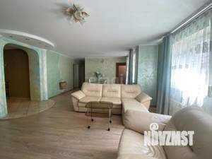 4-к квартира, вторичка, 125м2, 3/9 этаж