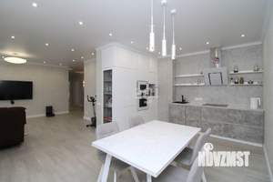 4-к квартира, вторичка, 114м2, 8/9 этаж