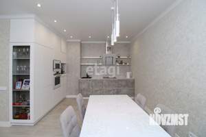 4-к квартира, вторичка, 114м2, 8/9 этаж