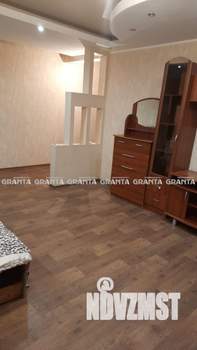 3-к квартира, вторичка, 68м2, 8/10 этаж