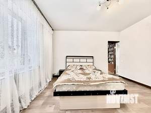 3-к квартира, вторичка, 70м2, 1/1 этаж