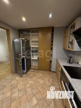 4-к квартира, вторичка, 138м2, 4/10 этаж