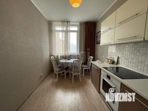 1-к квартира, вторичка, 42м2, 8/24 этаж