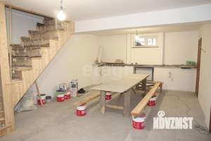 5-к квартира, вторичка, 148м2, 1/3 этаж