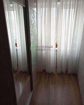 2-к квартира, вторичка, 45м2, 1/4 этаж