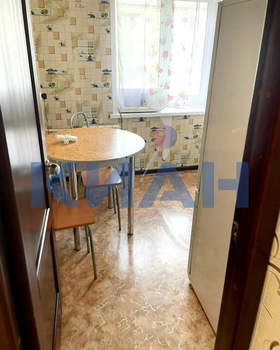 2-к квартира, вторичка, 43м2, 3/4 этаж