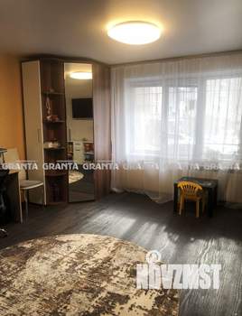2-к квартира, вторичка, 68м2, 1/10 этаж